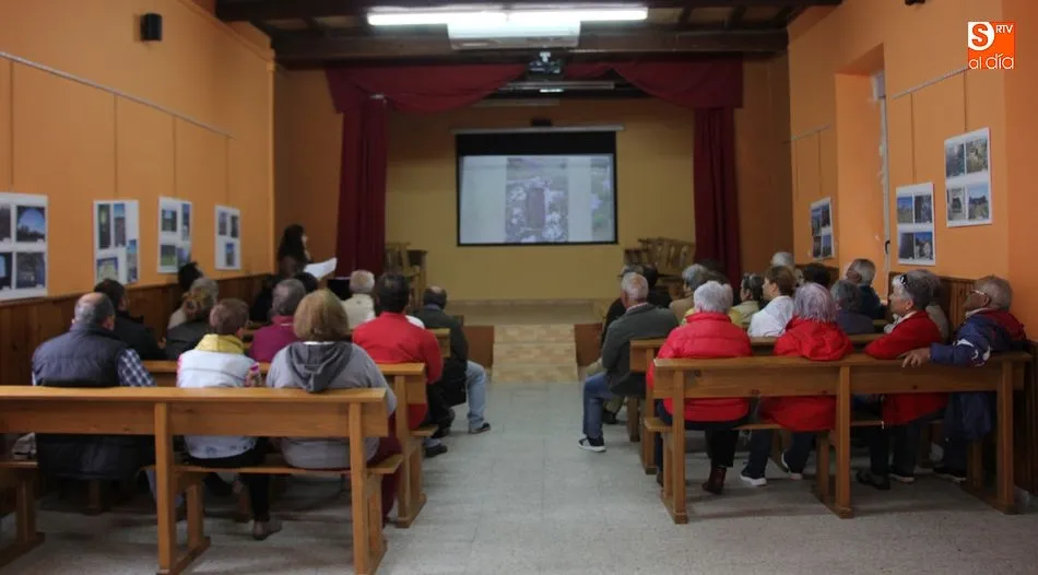 Foto 2 - La historia de la Raya protagoniza una charla divulgativa en Aldea del Obispo  