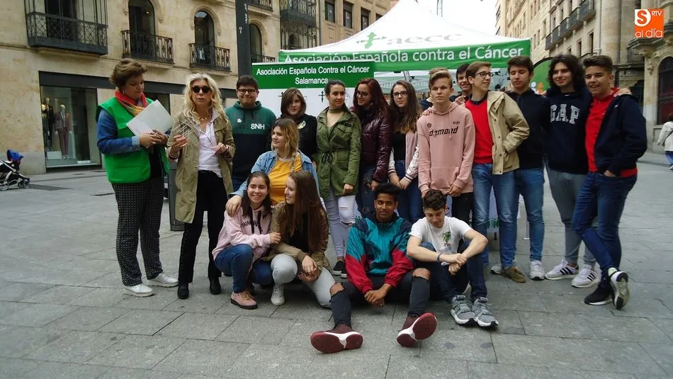 Foto 2 - La AECC Salamanca entrega los premios del I Certamen de Cortometrajes &lsquo;Vivir sin humo&rsquo;  
