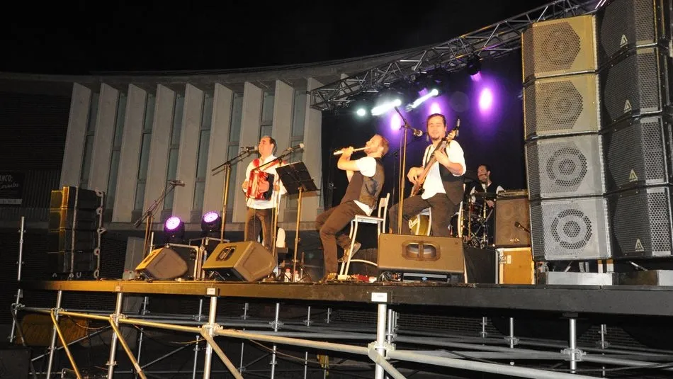 Todas las actuaciones tendrán lugar en la plaza del Ayuntamiento y serán gratuitas