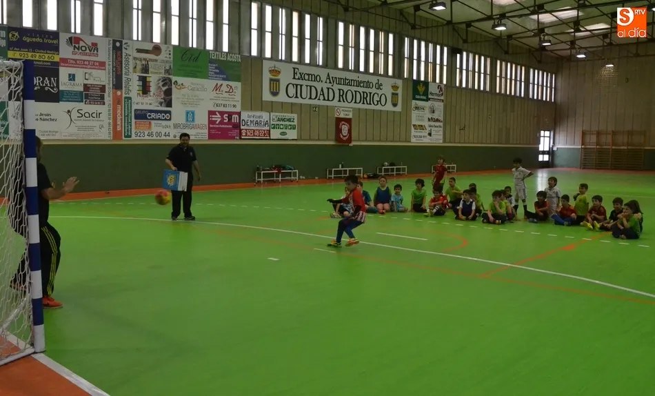 Foto 8 - Los prebenjamines del III Columnas cierran el curso deportivo  