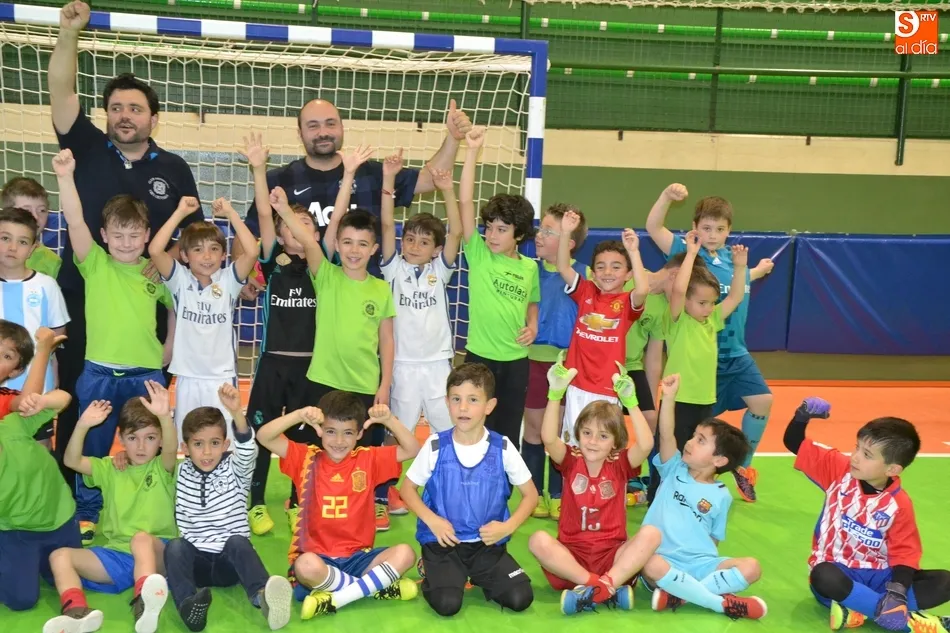 Foto 10 - Los prebenjamines del III Columnas cierran el curso deportivo  