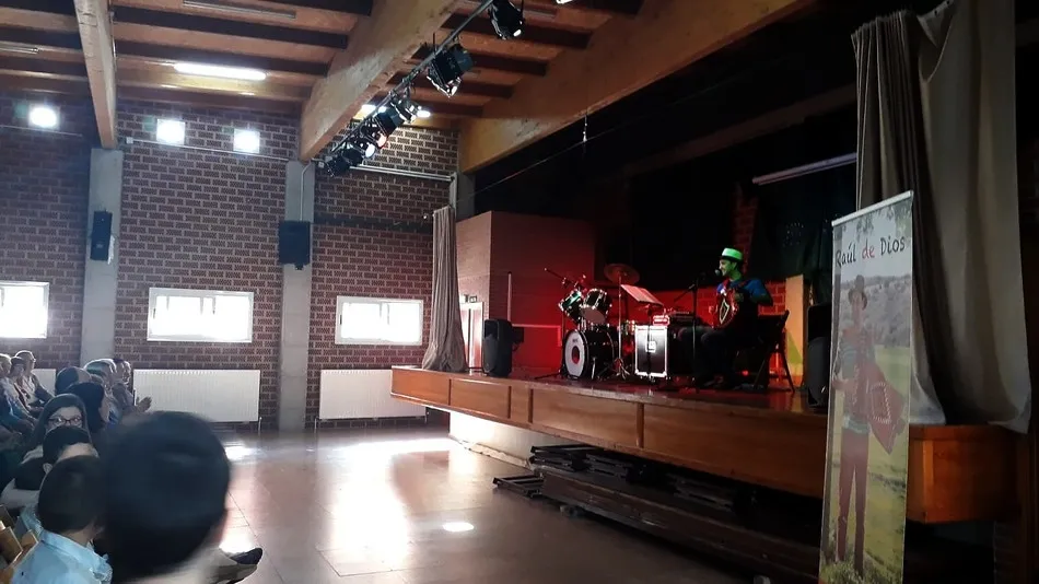 Foto 3 - &lsquo;Ra&uacute;l de Dios&rsquo; pone m&uacute;sica al Corpus en El Cubo de Don Sancho  