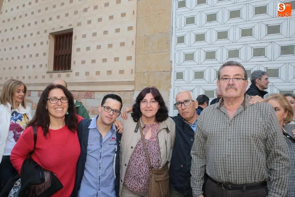 Foto 7 - Los alumnos de San Eloy homenajean a Miguel &Aacute;ngel Gasco y a Mari &Aacute;ngeles Gim&eacute;nez