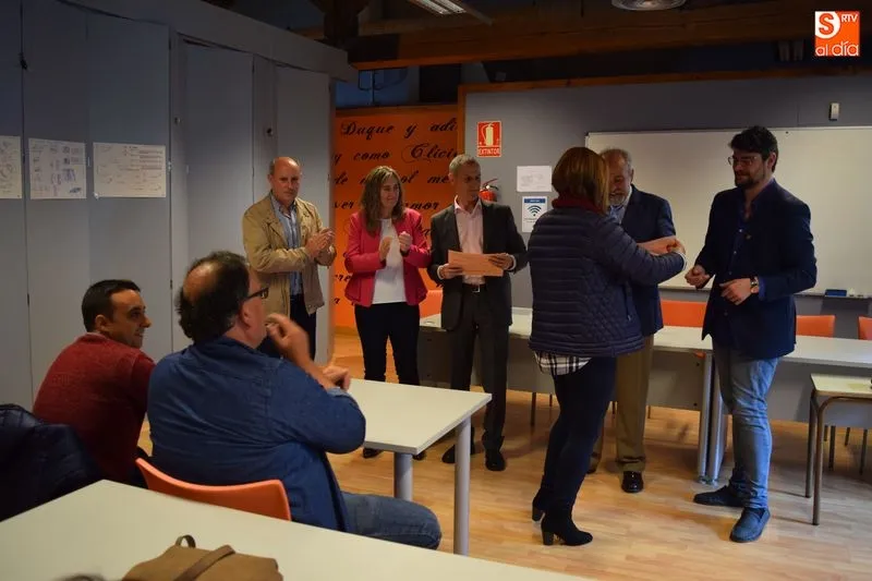 Los diplomas fueron entregados esta mañana