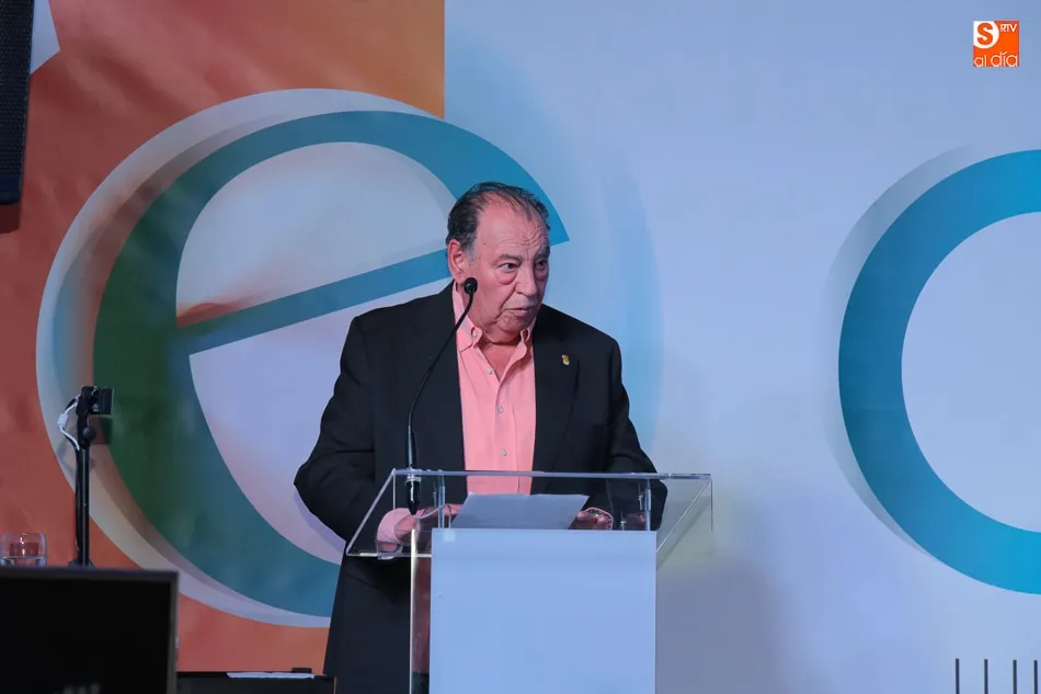 Foto 6 - &ldquo;Es un orgullo poder decir que Carbajosa se est&aacute; convirtiendo en tierra de emprendedores&rdquo;  