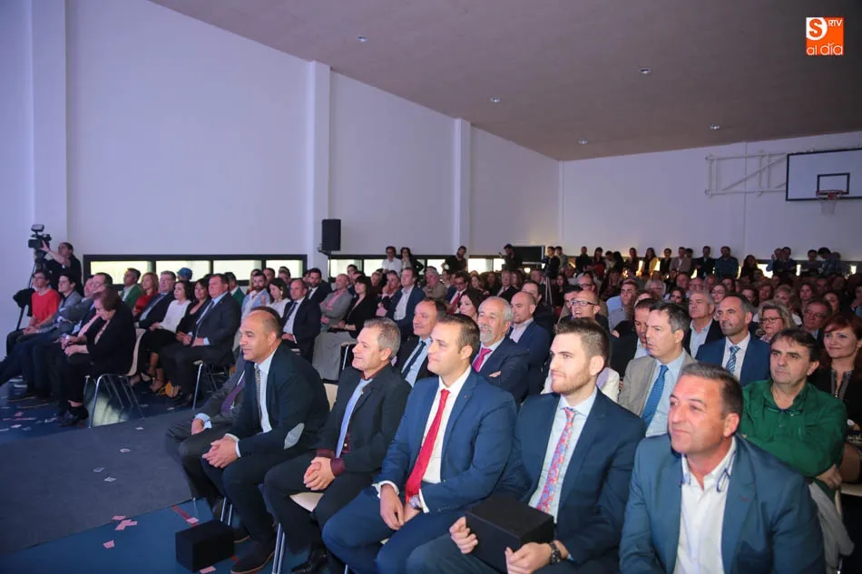 Foto 4 - &ldquo;Es un orgullo poder decir que Carbajosa se est&aacute; convirtiendo en tierra de emprendedores&rdquo;  