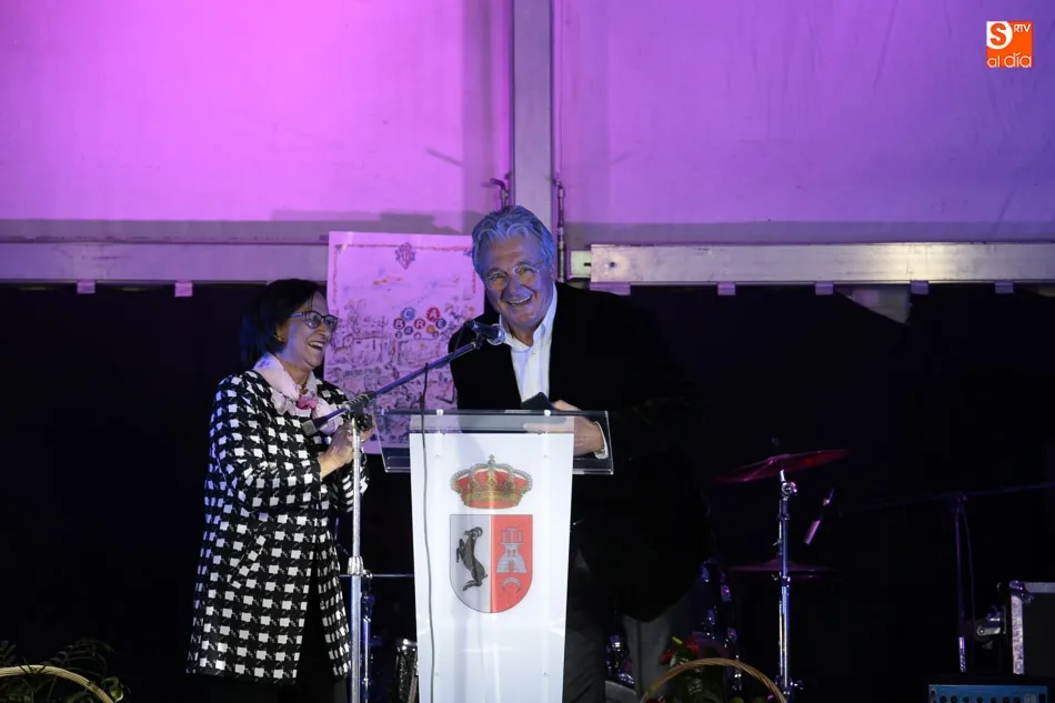 Foto 7 - Cabrerizos estalla en fiestas con el preg&oacute;n de Jorge D&rsquo;Alessandro y la apertura de la Feria de...