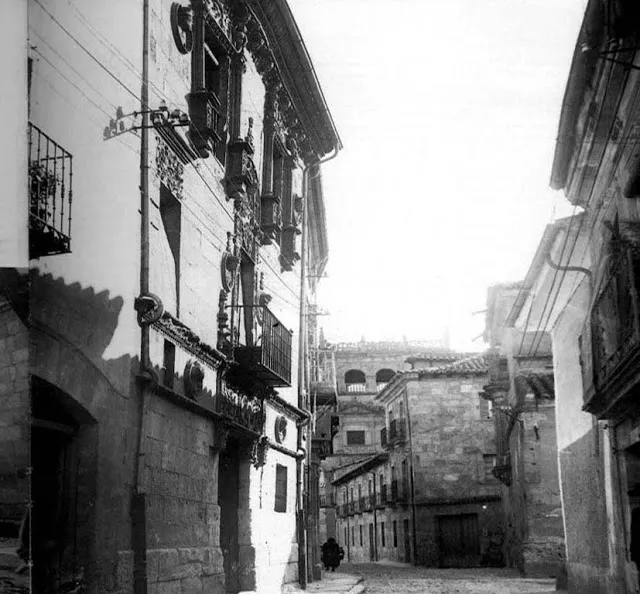 Foto 2 - Calle de Bordadores