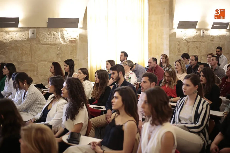 Foto 3 - La graduaci&oacute;n cierra el curso de los M&aacute;steres de Logopedia de la Universidad Pontificia de...