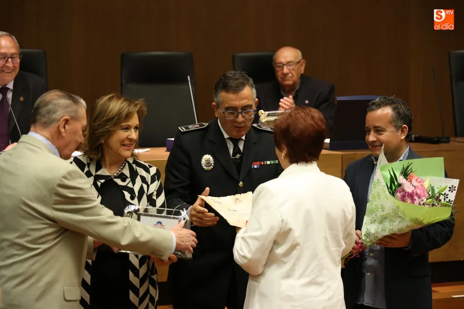 Foto 5 - La asociaci&oacute;n de jubilados y pensionistas de la Polic&iacute;a Local celebra a su patr&oacute;n