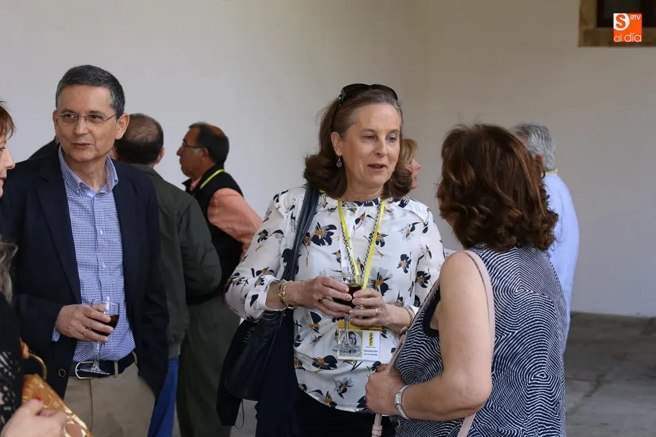 Foto 6 - Reencuentro de un centenar de alumnos de la promoci&oacute;n de Medicina de 1982