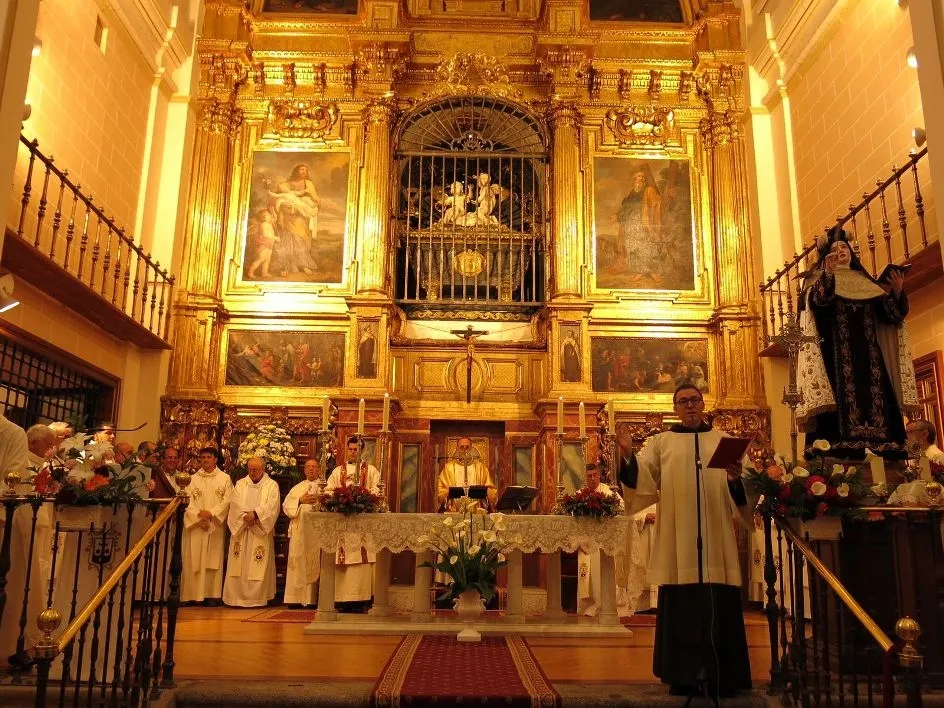 Foto 4 - M&aacute;s de 400 peregrinos ganan el Jubileo con la Di&oacute;cesis de Salamanca