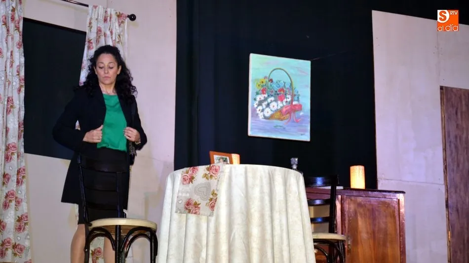 Foto 10 - La compa&ntilde;&iacute;a Cinco Sentidos ofreci&oacute; una divertida y emotiva representaci&oacute;n