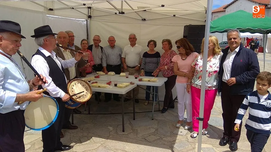 Foto 8 - La Feria Sierra Quilama llega a su final con una multitudinaria comida