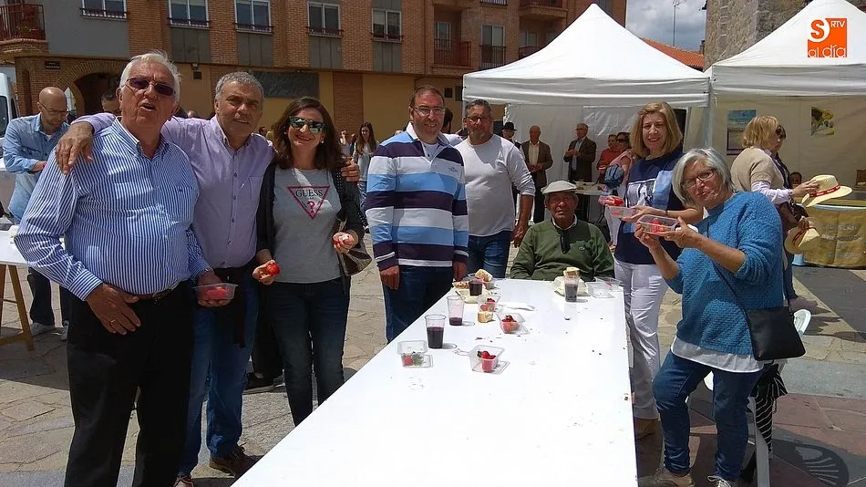 Foto 6 - La Feria Sierra Quilama llega a su final con una multitudinaria comida