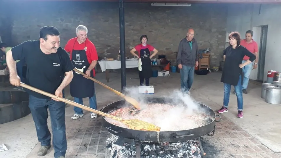 Foto 4 - Una paella de 500 raciones para despedir el Corpus en El Cubo de Don Sancho  