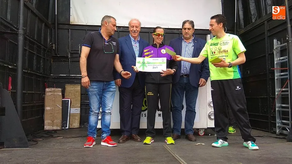 Foto 6 - Vicente del Bosque se suma a la fiesta del deporte en Nava de Francia