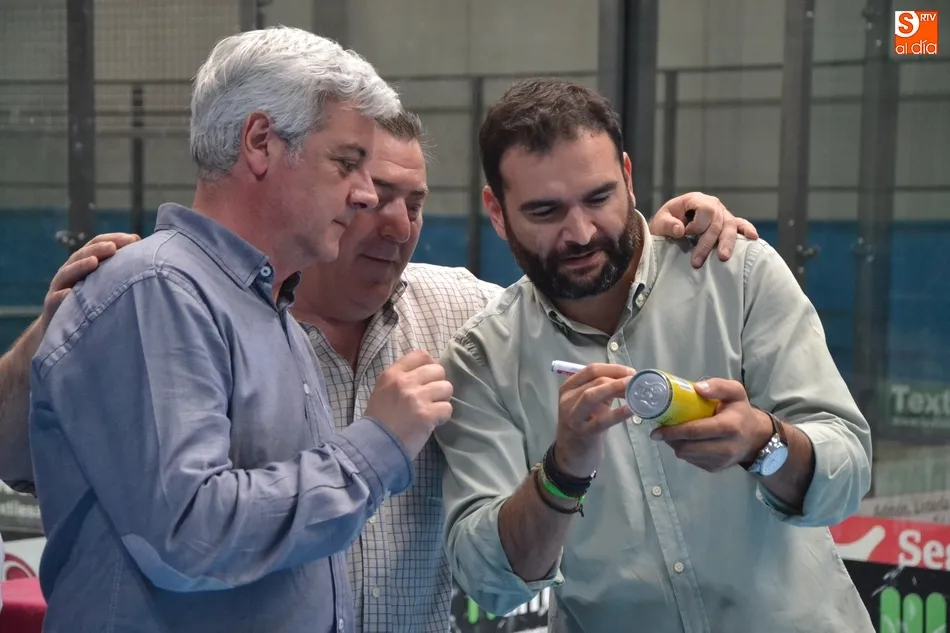 Foto 5 - Proclamados los triunfadores del I Torneo de P&aacute;del Grupo Criado  