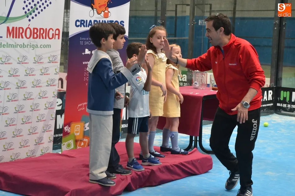 Foto 2 - Proclamados los triunfadores del I Torneo de P&aacute;del Grupo Criado  