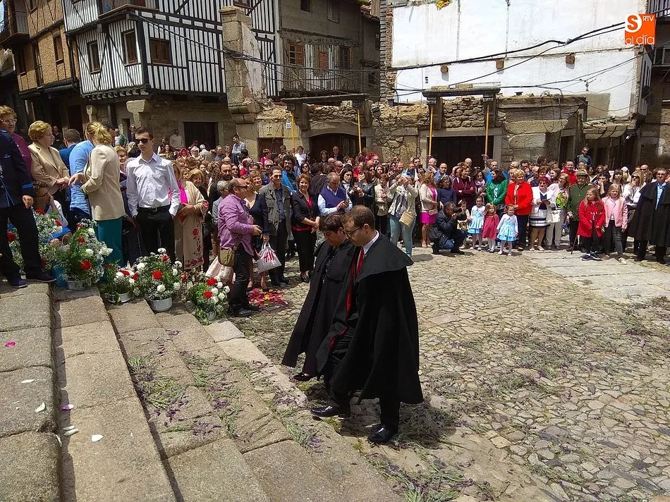 Foto 7 - La Alberca se engalana para un solemne d&iacute;a del Corpus