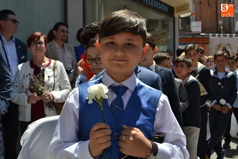 Foto 8 - El buen tiempo anima una intensa celebraci&oacute;n del Corpus en Pe&ntilde;aranda