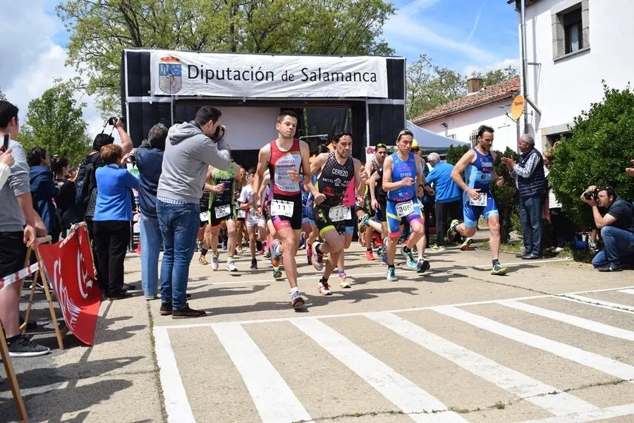 Foto 10 - Gran participaci&oacute;n en el Cross, Canicross y Duatl&oacute;n de Nava de Francia