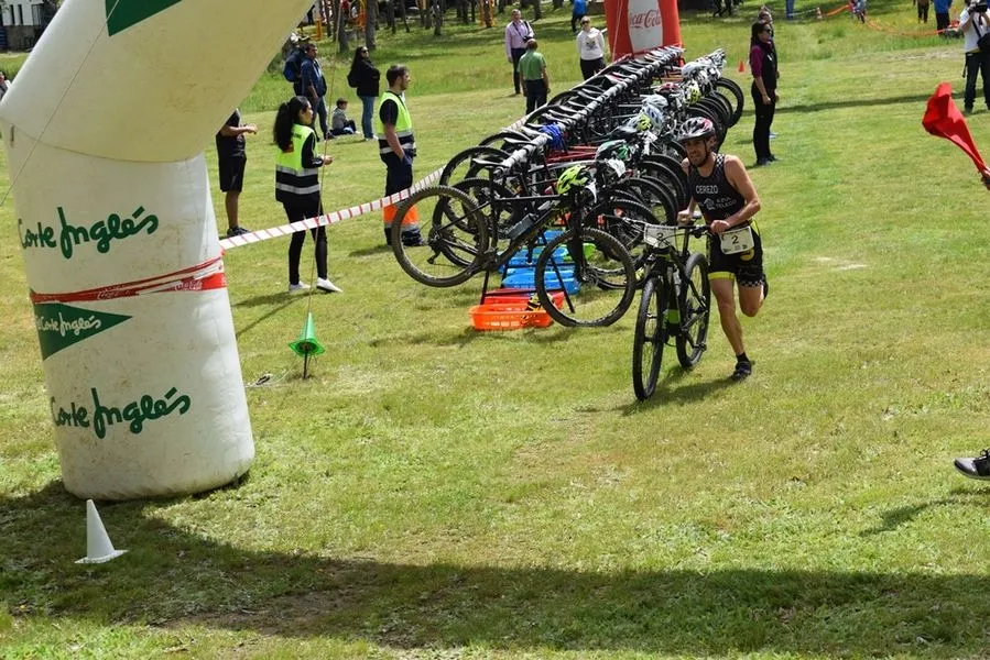 Foto 9 - Gran participaci&oacute;n en el Cross, Canicross y Duatl&oacute;n de Nava de Francia
