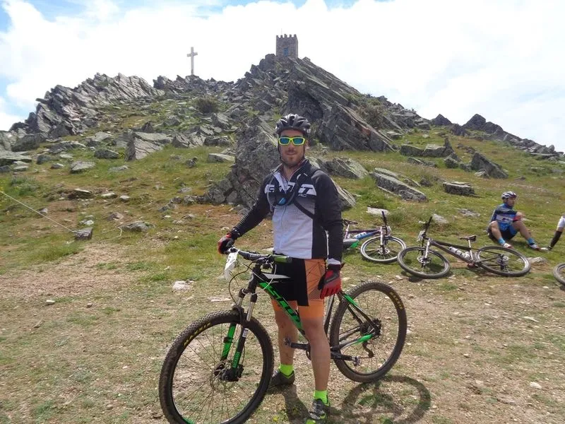Foto 9 - 200 participantes se animan a la&nbsp;subida del Pico Cervero desde Tamames  