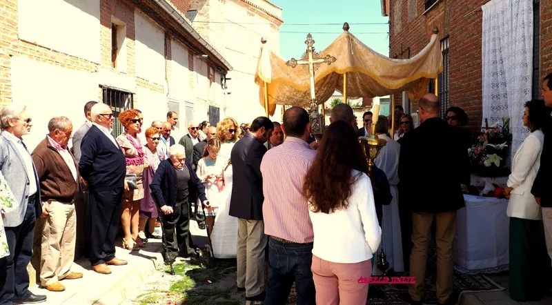 Foto 9 - Boveda del Rio Almar se vuelca en la celebraci&oacute;n del Corpus