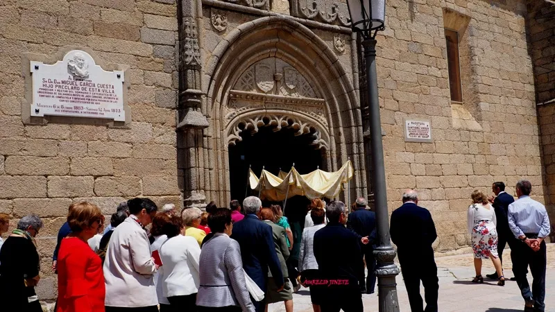 Foto 2 - Macotera se echa a la calle para vivir la celebraci&oacute;n de Corpus