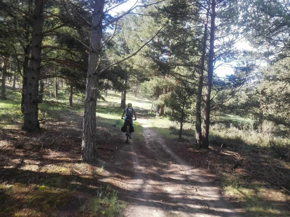 Foto 6 - La fundaciones de Santa Teresa en Castilla y Le&oacute;n, a golpe de pedal