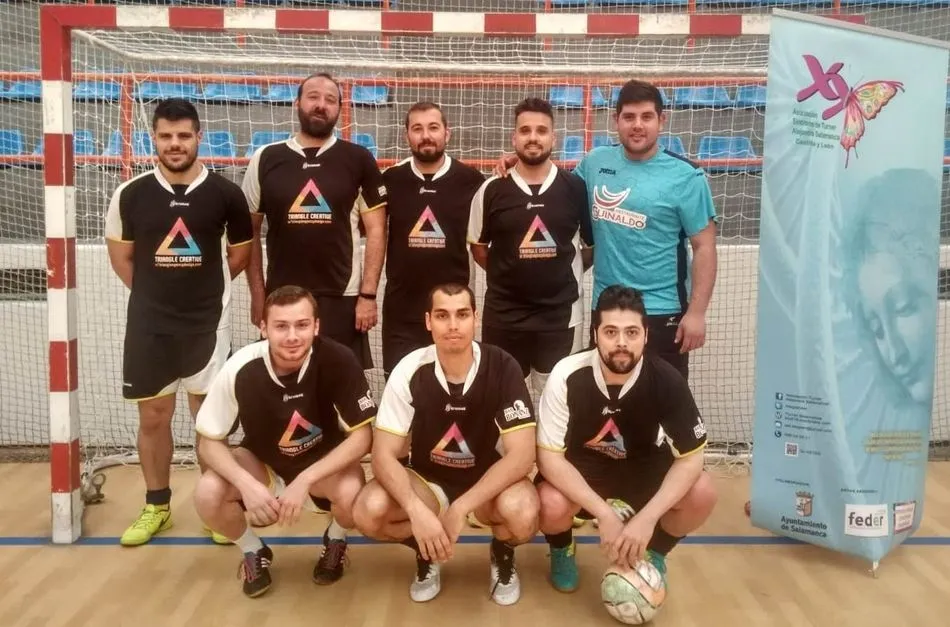 Foto 9 - F&uacute;tbol sala al servicio de la solidaridad  
