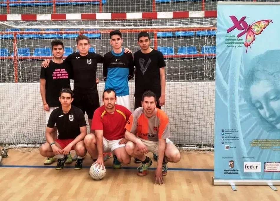 Foto 3 - F&uacute;tbol sala al servicio de la solidaridad  