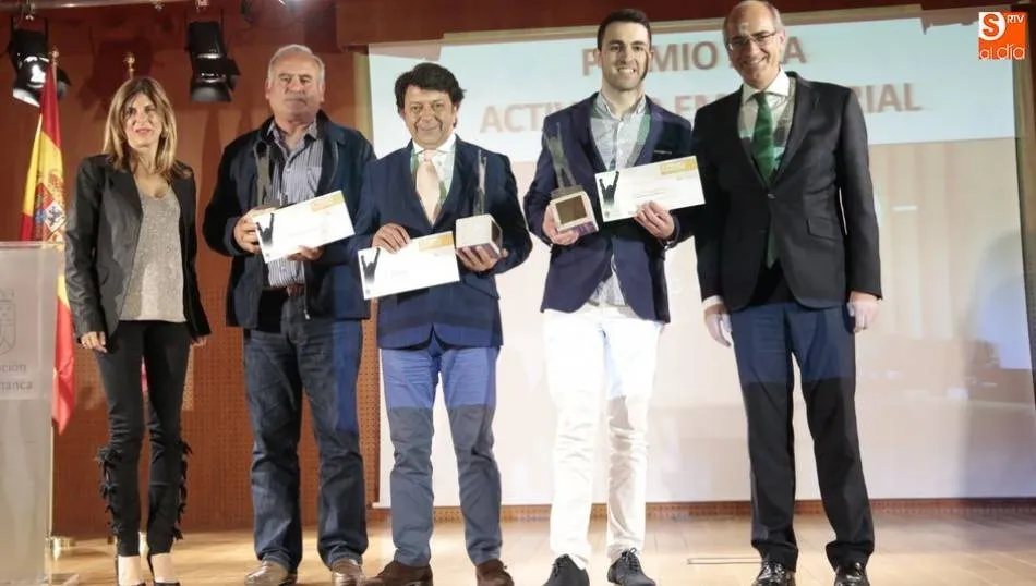 Foto 2 - Fabi&aacute;n Mart&iacute;n logra el premio a la Trayectoria Empresarial de los X Premios Emprendedores de la...