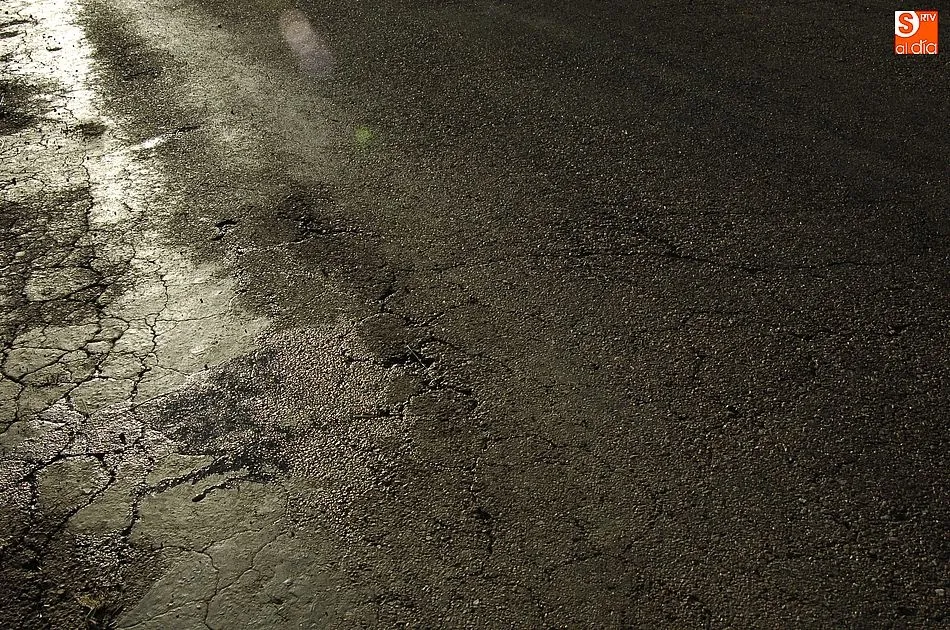 Foto 3 - Cr&iacute;ticas desde Robleda a la Diputaci&oacute;n por dejar sin culminar el arreglo de la carretera a El...