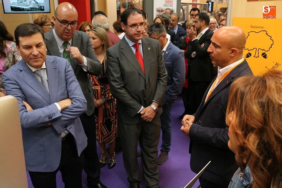 Foto 7 - La recuperaci&oacute;n de empleo protagoniza la apertura de la FIC 2018