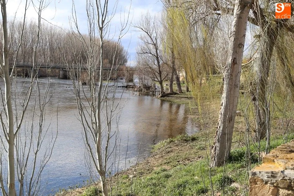 Río Tormes a su paso por Huerta
