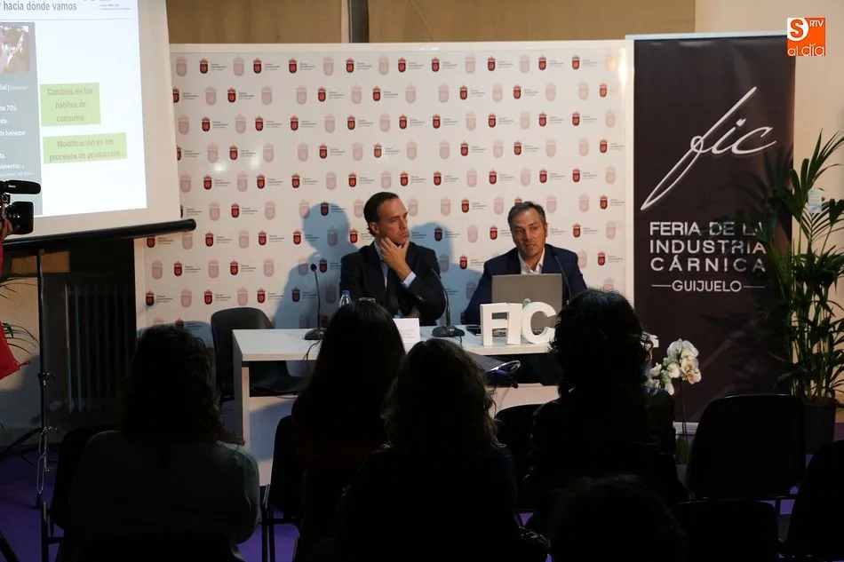 Foto 2 - La FIC 2018 supera con nota la inauguraci&oacute;n y afronta hoy su segunda jornada