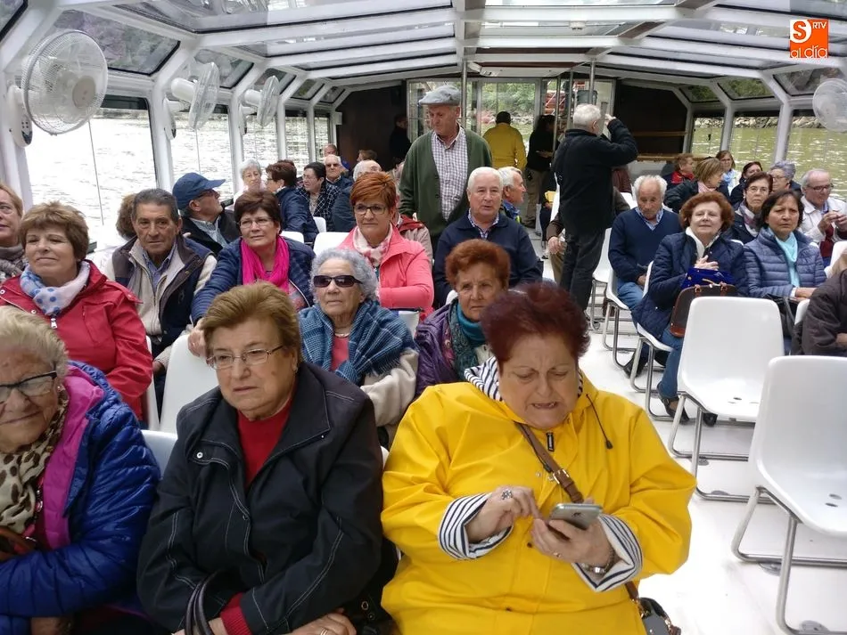 Foto 7 - Los Mayores de Lumbrales disfrutan de un buen d&iacute;a en Miranda do Douro