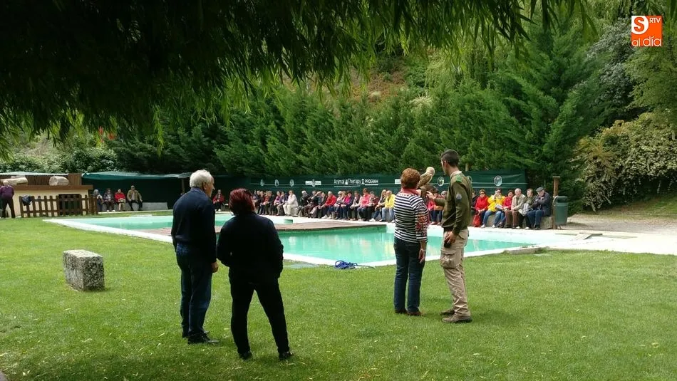 Foto 6 - Los Mayores de Lumbrales disfrutan de un buen d&iacute;a en Miranda do Douro
