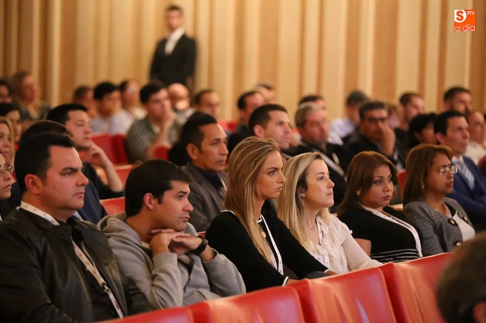 Foto 2 - M&aacute;s de 170 juristas extranjeros en los Cursos de Especializaci&oacute;n en Derecho de la Universidad  