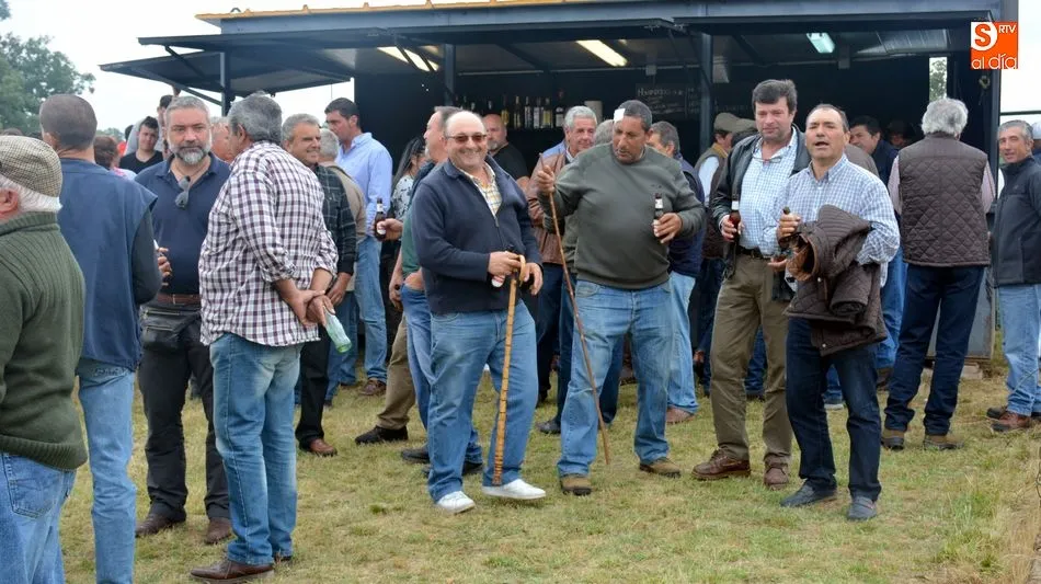 Foto 9 - Gran animaci&oacute;n de p&uacute;blico en la feria ganadera de junio de Ba&ntilde;ob&aacute;rez