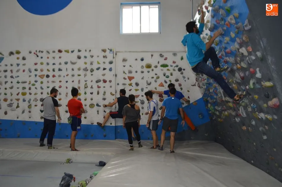 Foto 10 - La Ola Centro de Escalada, pasi&oacute;n por un deporte en auge