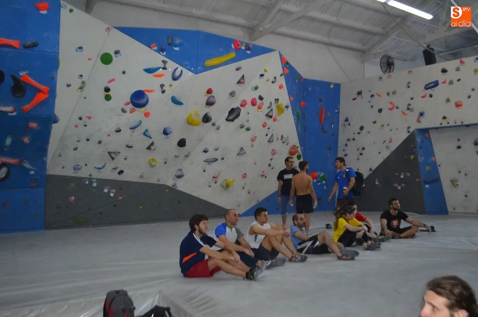 Foto 8 - La Ola Centro de Escalada, pasi&oacute;n por un deporte en auge
