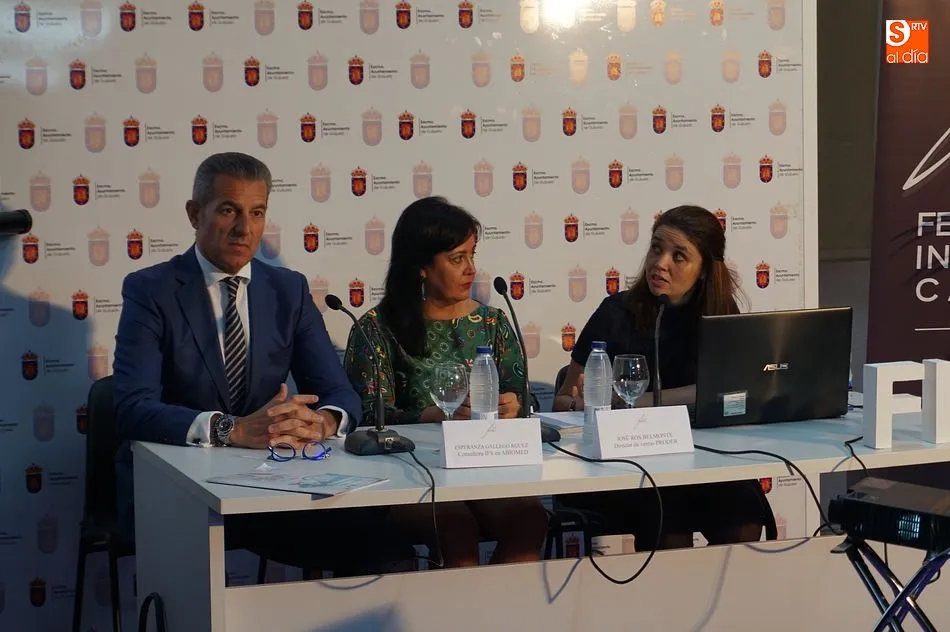 Foto 6 - El volumen de negocio arranca en la segunda jornada de la FIC