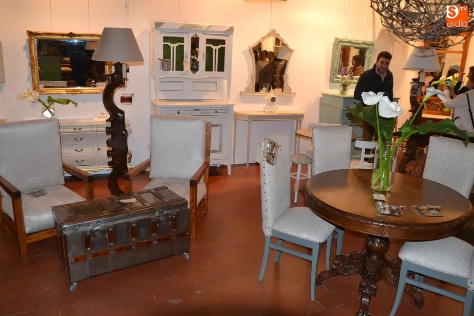 Foto 3 - La Casa de la Cultura se llena con 158 muebles del Taller de Restauraci&oacute;n  