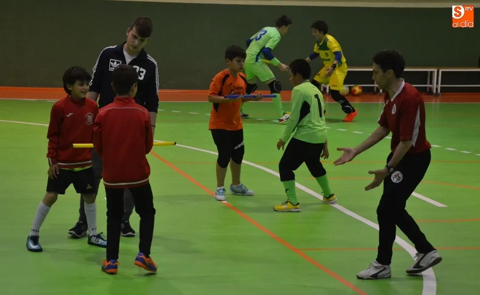 Foto 8 - Los porteros del III Columnas disfrutan de un entreno especial con t&eacute;cnicos de la Federaci&oacute;n  