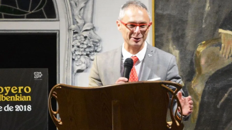 El rector Ricardo Rivero, durante su intervención en el acto celebrado en la Casa Lis.