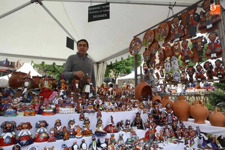 Foto 5 - La Plaza de los Bandos, escenario del oficio de alfarero&nbsp;
