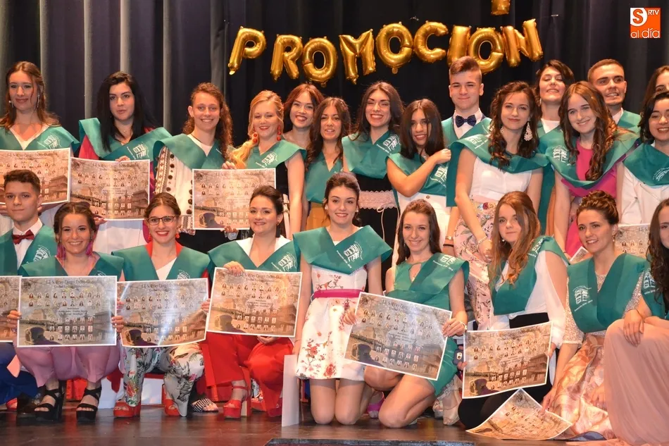 Foto 8 - El IES Fray Diego Tadeo grad&uacute;a a la primera generaci&oacute;n de millennials  